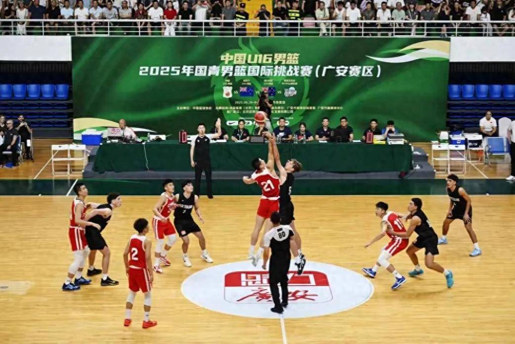 澳洲篮球队全员集结备战,气势如虹的简单介绍 澳洲篮球队全员集结备战,气势如虹的简单介绍