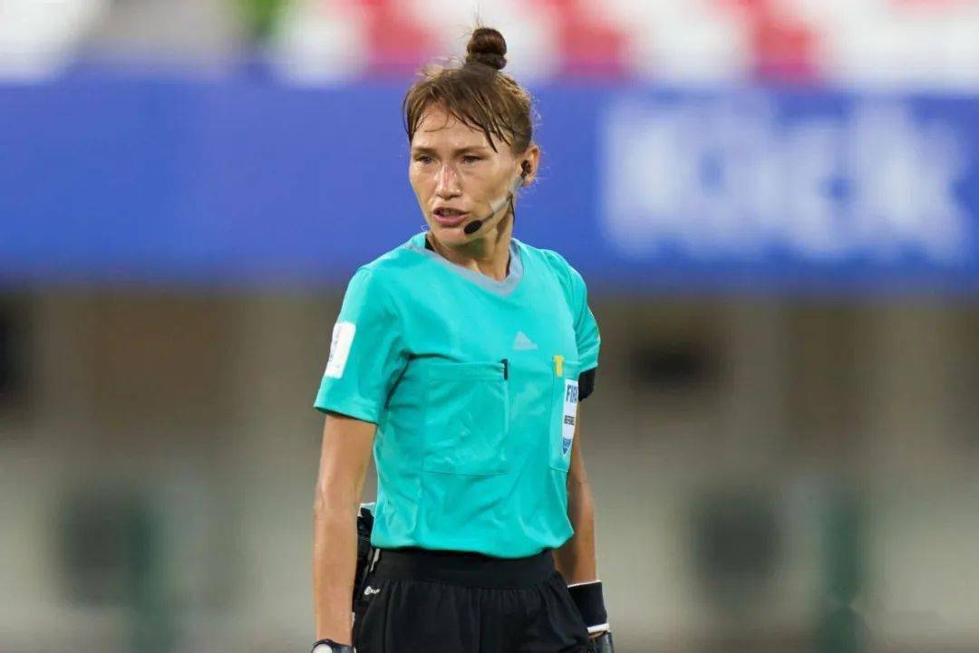 乌拉圭女足队员赛后接受采访 乌拉圭女足队员赛后接受采访