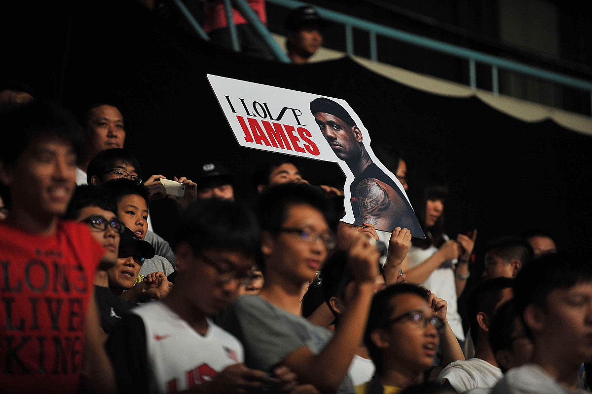 新秀球员凭借超凡表现引爆球迷热情的简单介绍 新秀球员凭借超凡表现引爆球迷热情的简单介绍