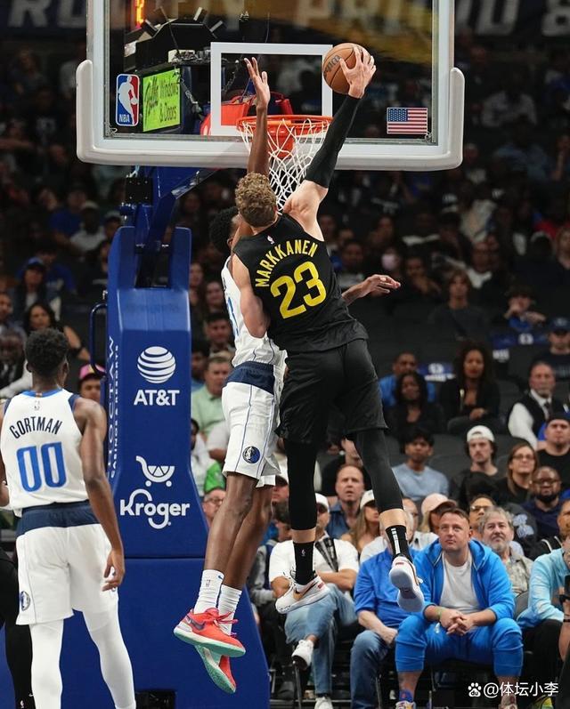 活塞轻松击败马刺，取得两连胜！的简单介绍