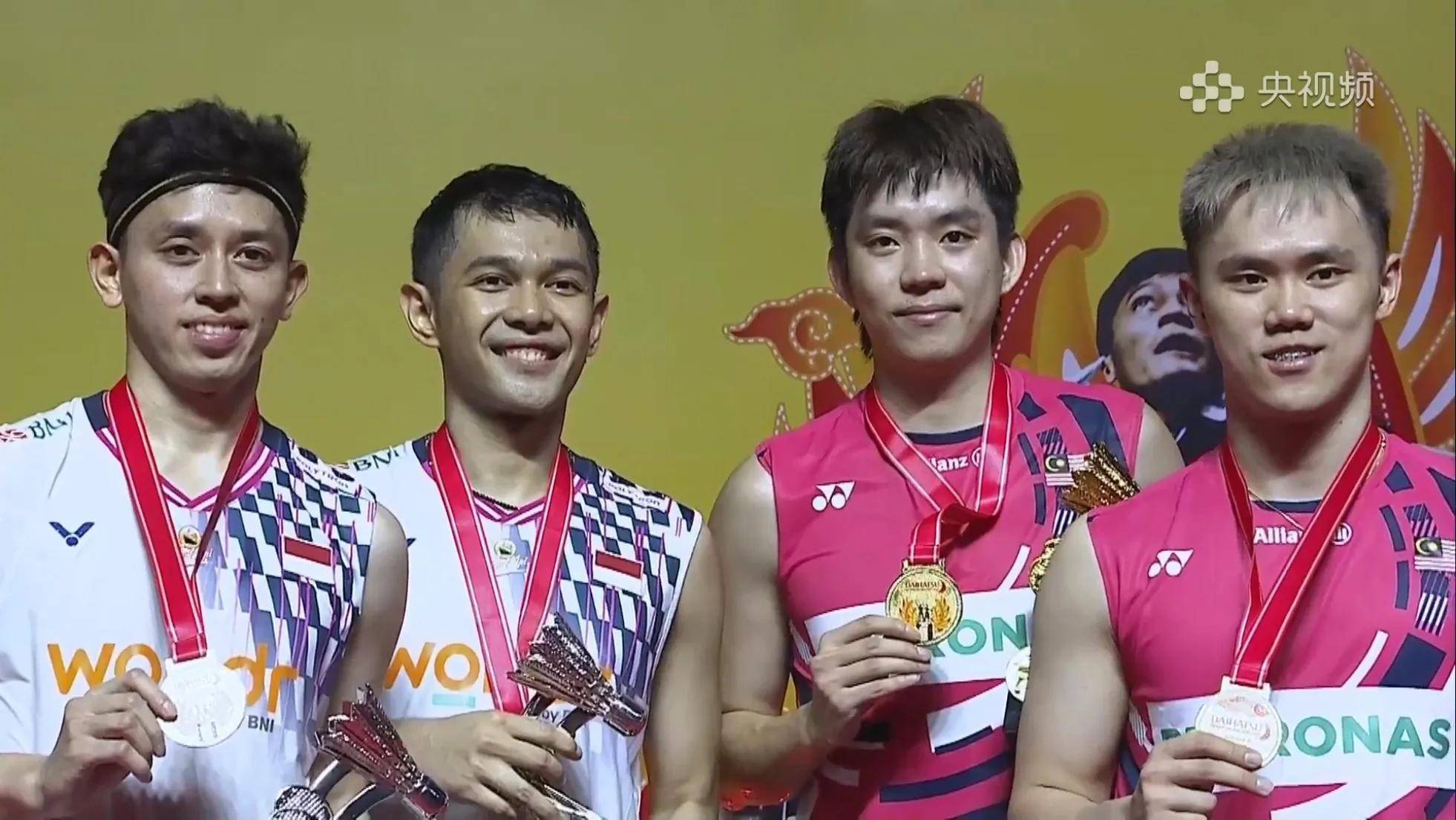 关于印尼羽毛球队险胜印度羽毛球队，马琳统治全场的信息