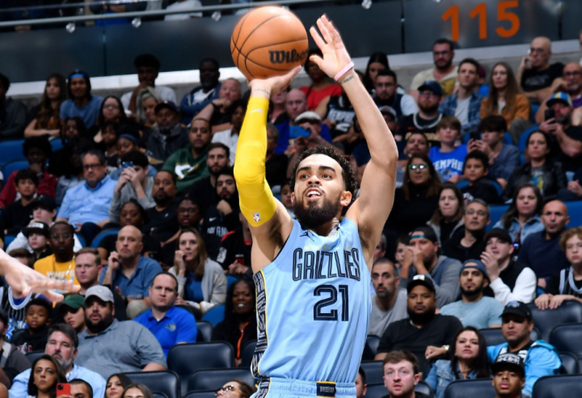 关于魔术擒灰熊，继续保持主场不败的信息