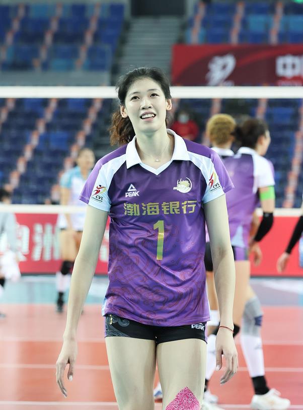 辽宁队横扫上海队，乔治惊艳四座