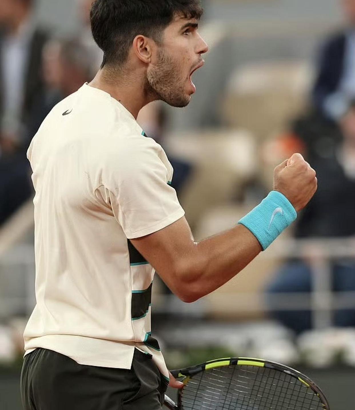 拉沃尔杯翻盘法网，辛纳高光表现