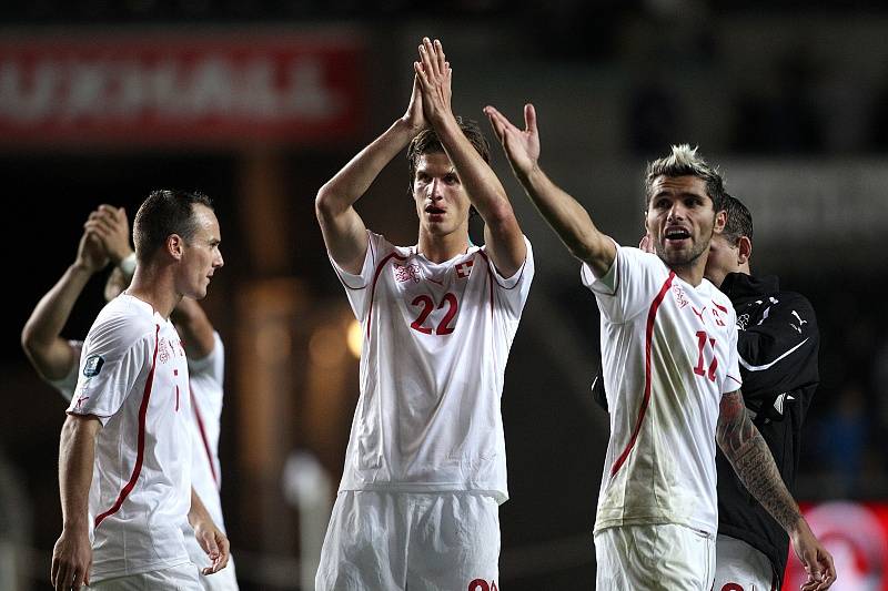 瑞士队大胜威尔士，力夺小组头名