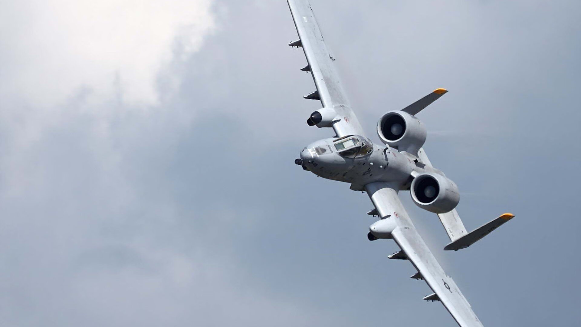 雷霆压哨击败步行者,拉文在美加墨世界杯接管比赛,篮球世界的英雄时刻