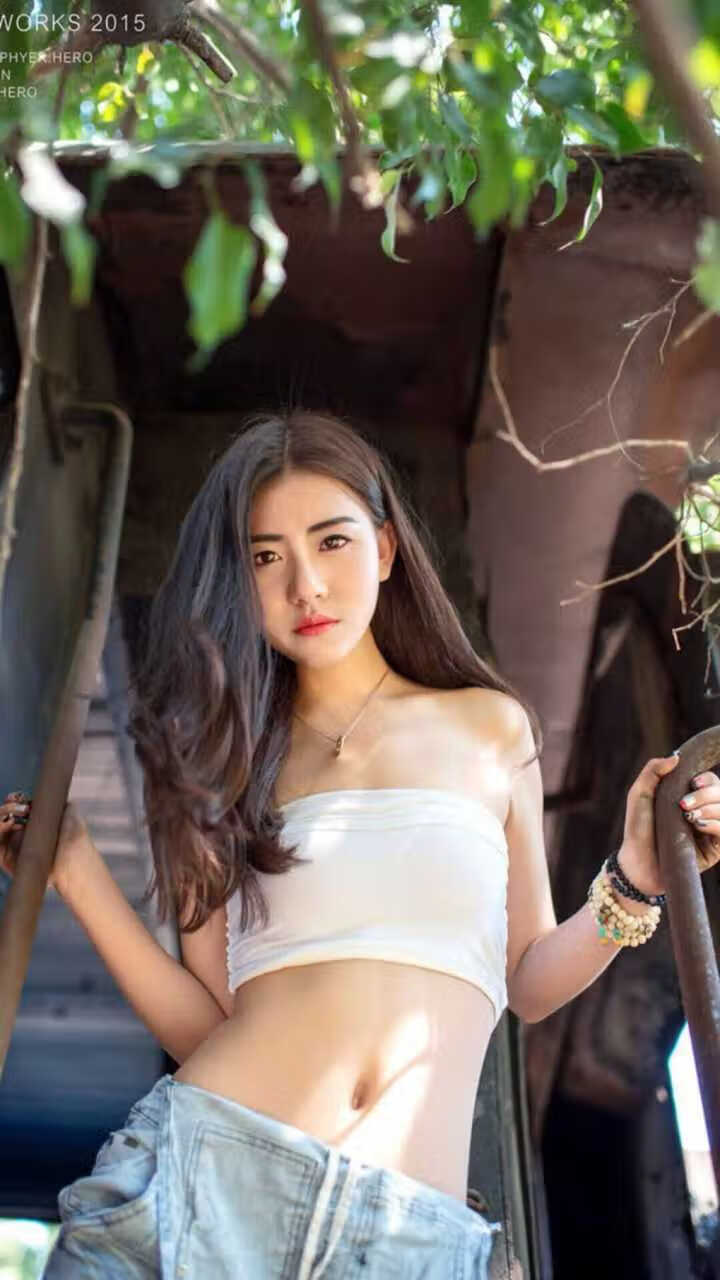 雷霆完胜勇士，霍勒迪的关键主宰引领胜利